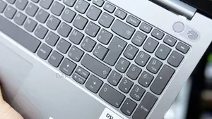 New Lenovo ThinkBook 15 16GB Intel Core I7 SSD 512GB