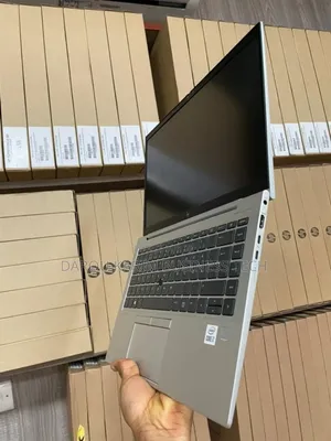 New Ordinateur Portable HP EliteBook 840 G7 32GB Intel Core I7 SSD 1T