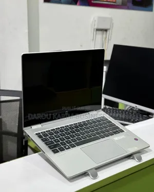 Photo - New Ordinateur Portable HP ProBook 430 G7 16GB AMD Ryzen 7 SSD 512GB