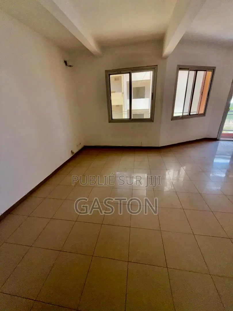 2chbre Appartement dans Katos Immo, Ngor à Louer