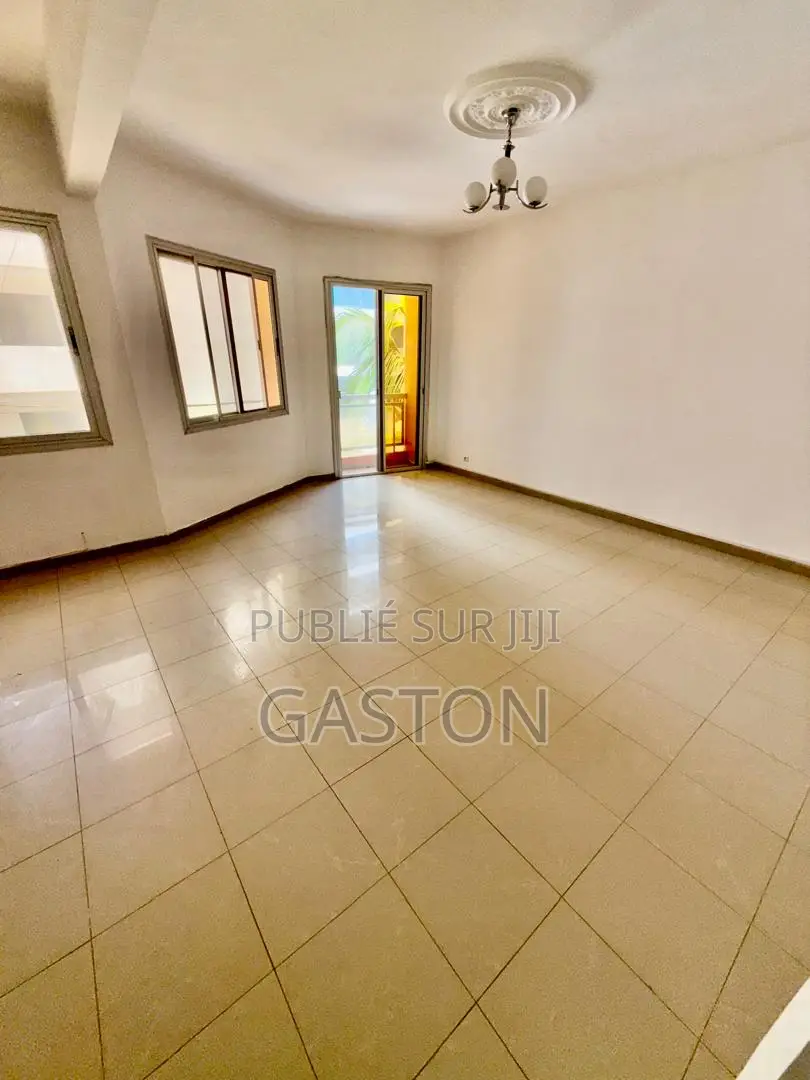 2chbre Appartement dans Katos Immo, Ngor à Louer