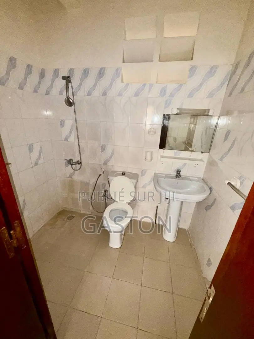 2chbre Appartement dans Katos Immo, Ngor à Louer