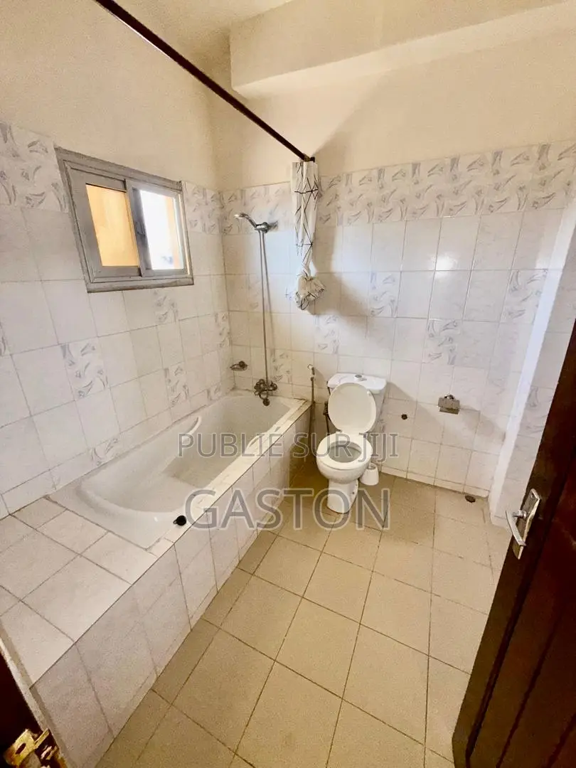 2chbre Appartement dans Katos Immo, Ngor à Louer