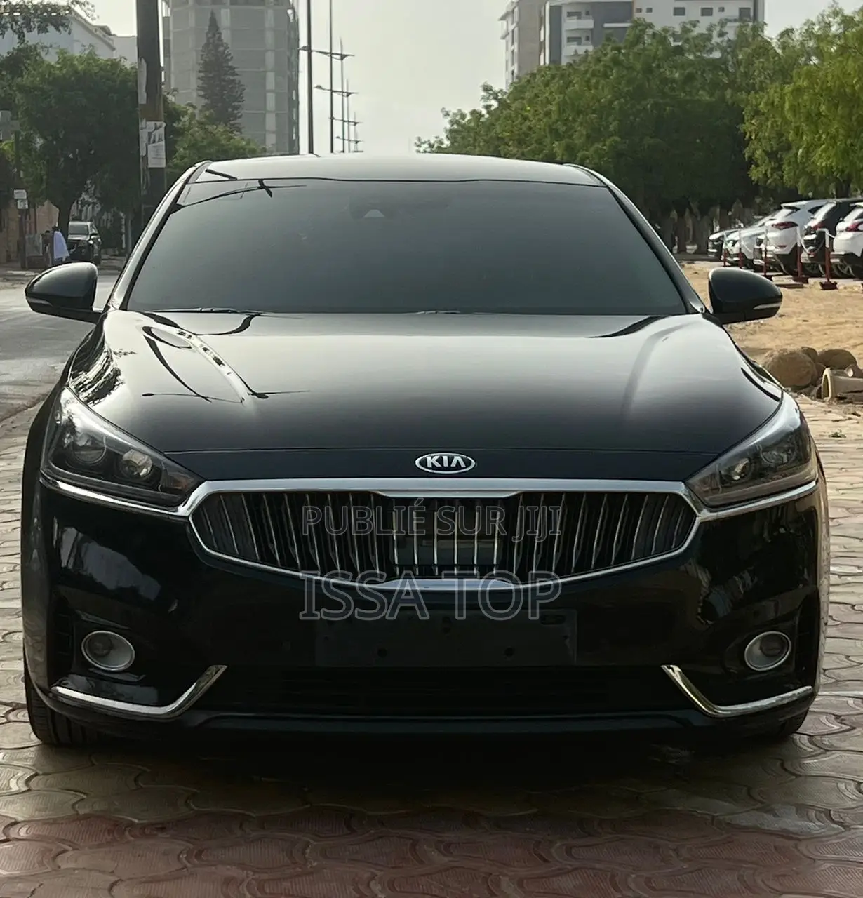 Kia K3000 2017 Noir