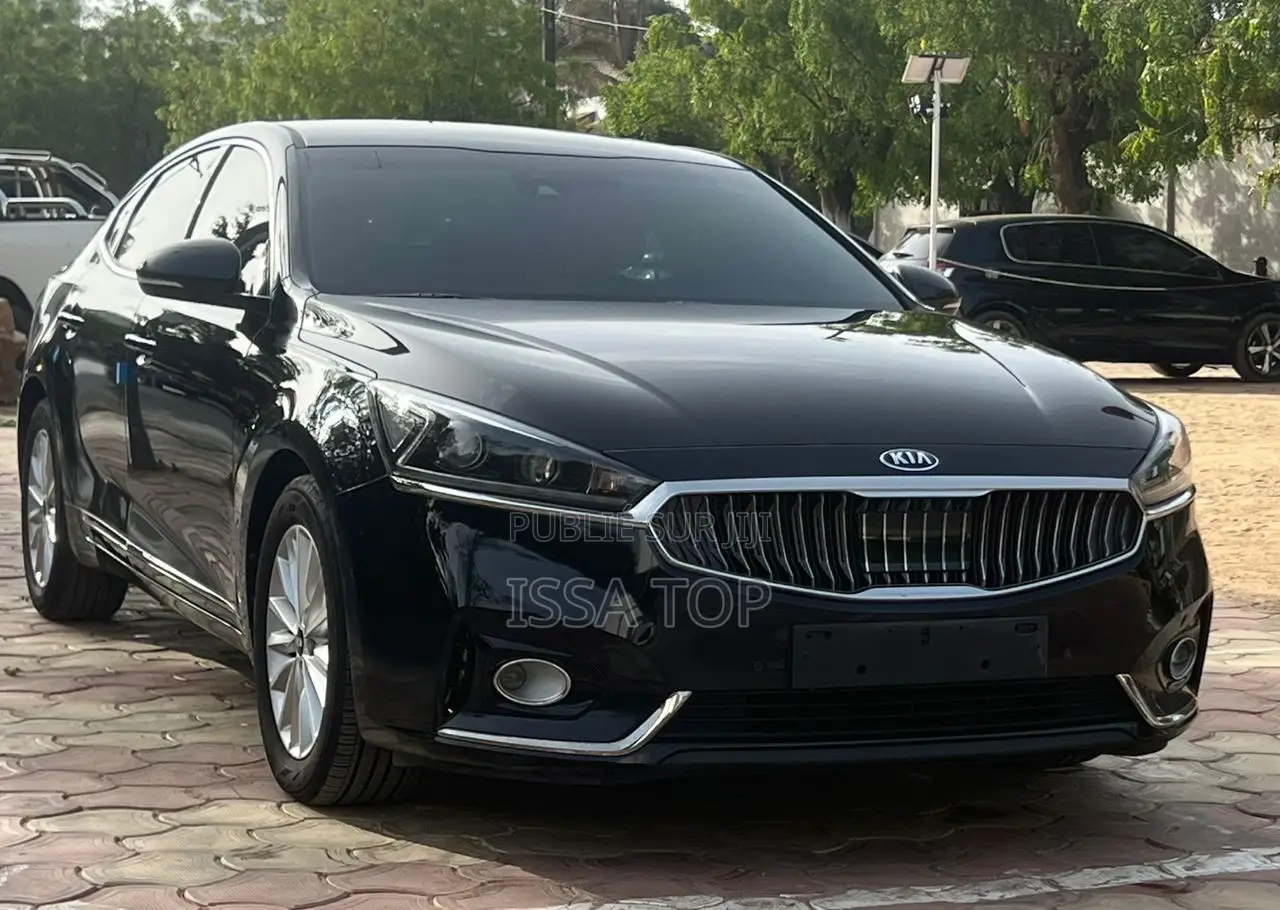 Kia K3000 2017 Noir