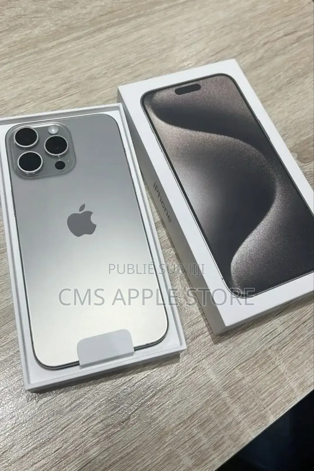 New Apple iPhone 15 Pro Max 256 GB Gris