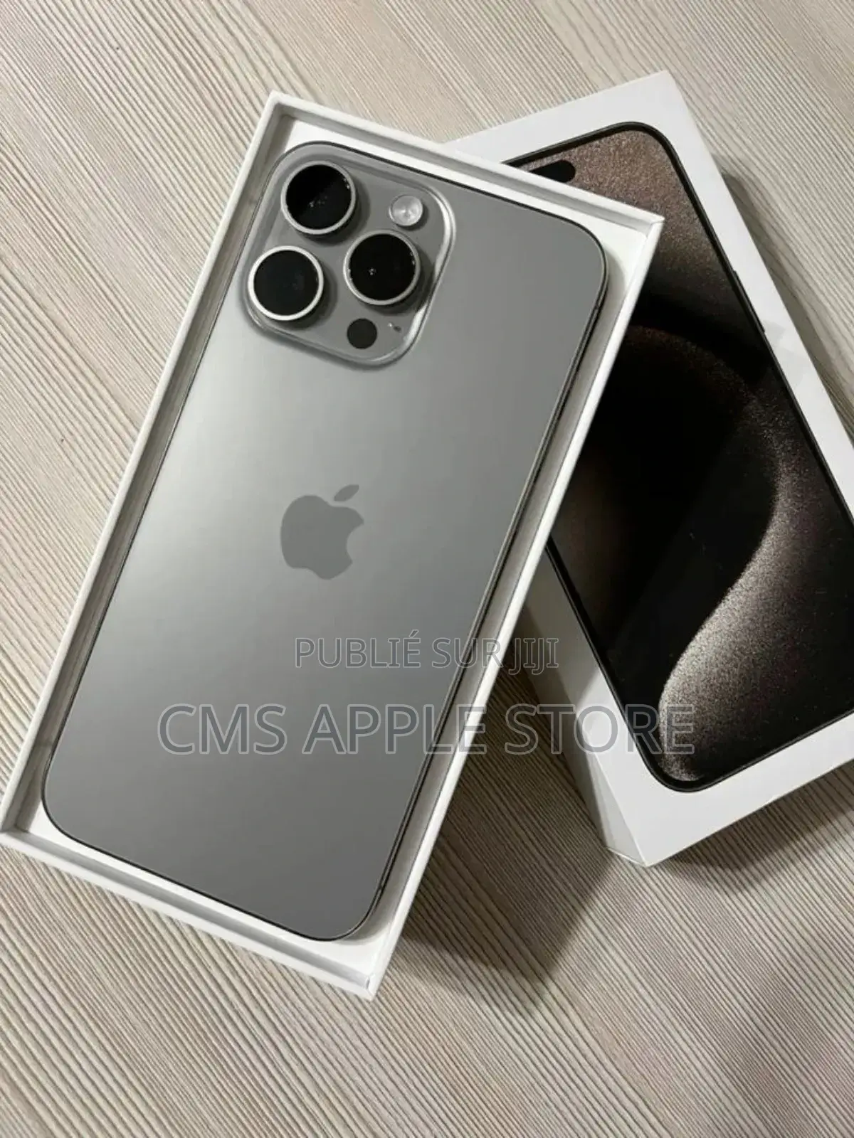 New Apple iPhone 15 Pro Max 256 GB Gris