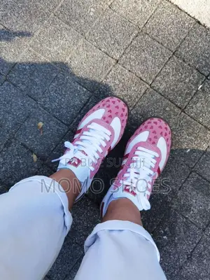Adidass Samba Rose  37 at 45