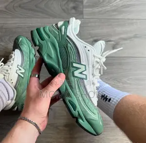 Photo - New Balance 1000 Og