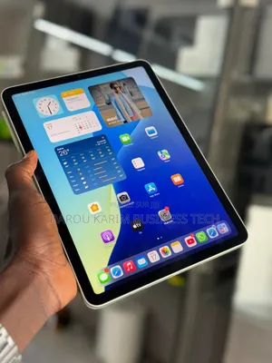 Neuf Pomme iPad 5 (2022) 256 GO Autre