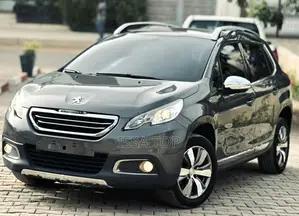 Photo - PEUGEOT 2008 2017 Gris