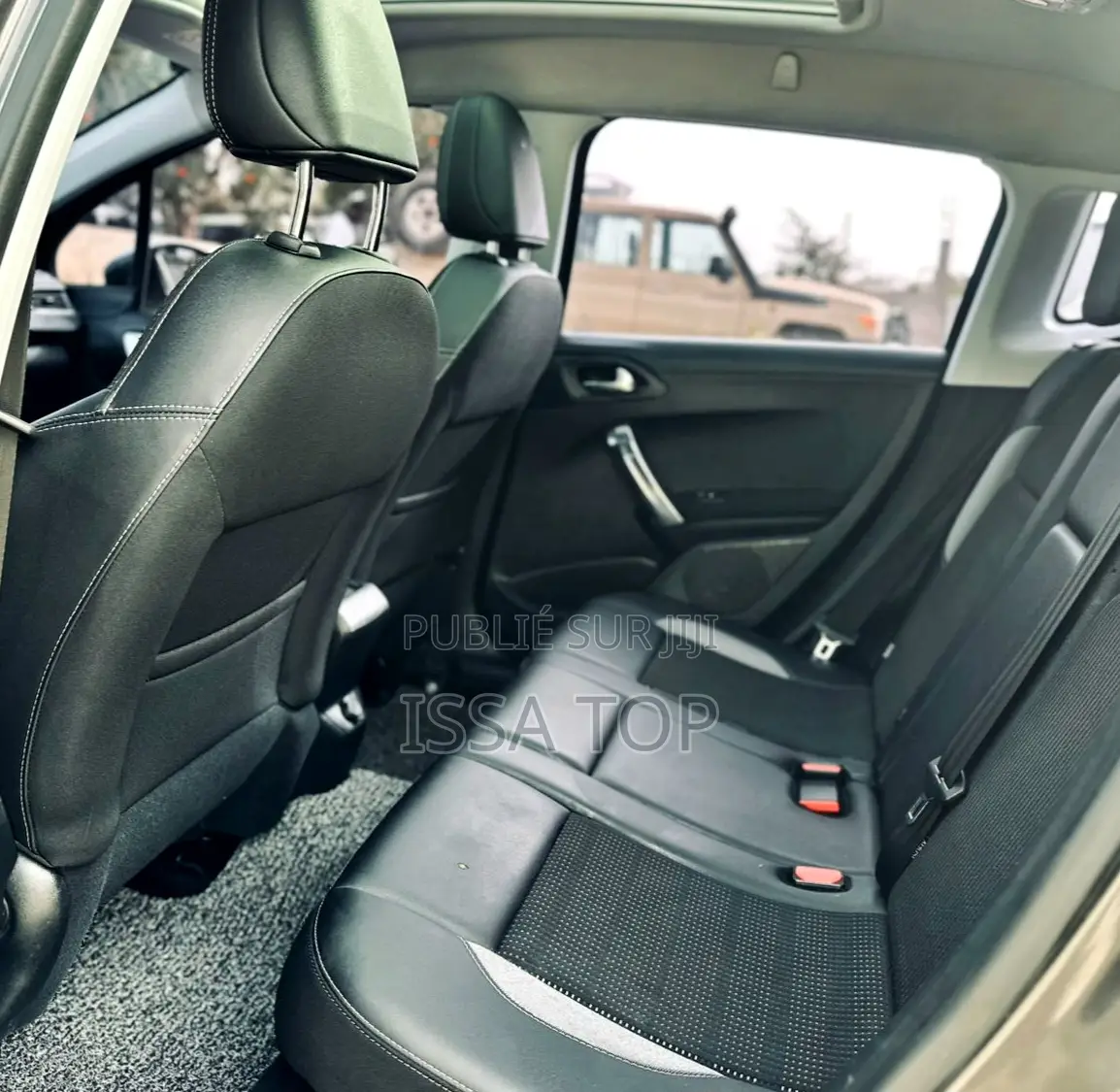 PEUGEOT 2008 2017 Gris