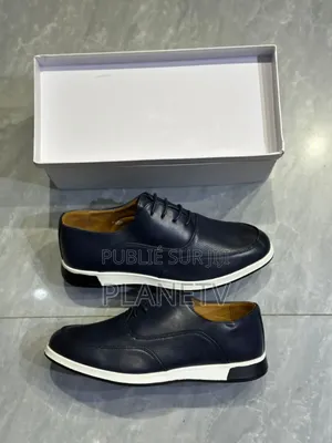 Chaussures en Cuir Coupé by SHB