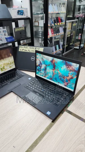 Photo - Ordinateur Portable Dell Latitude 7490 16GB Intel Core I5 SSD 512GB