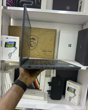 New Lenovo ThinkPad T14 G4 16GB Intel Core I5 SSD 512GB