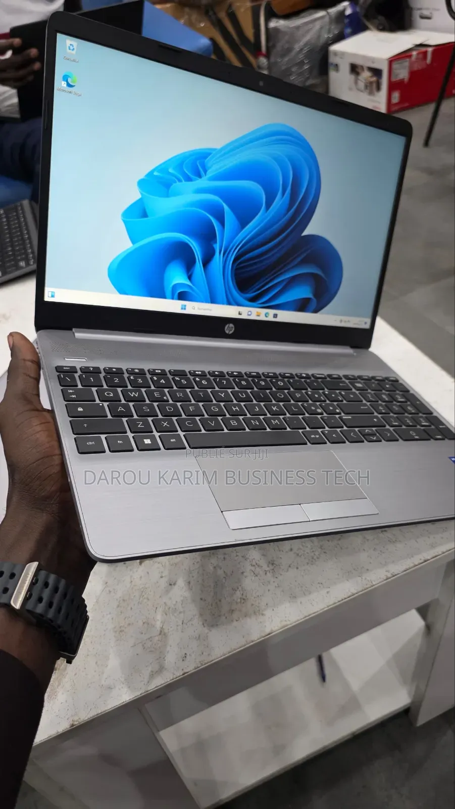New Ordinateur Portable HP 250 G8 16GB Intel Core I7 SSD 512GB