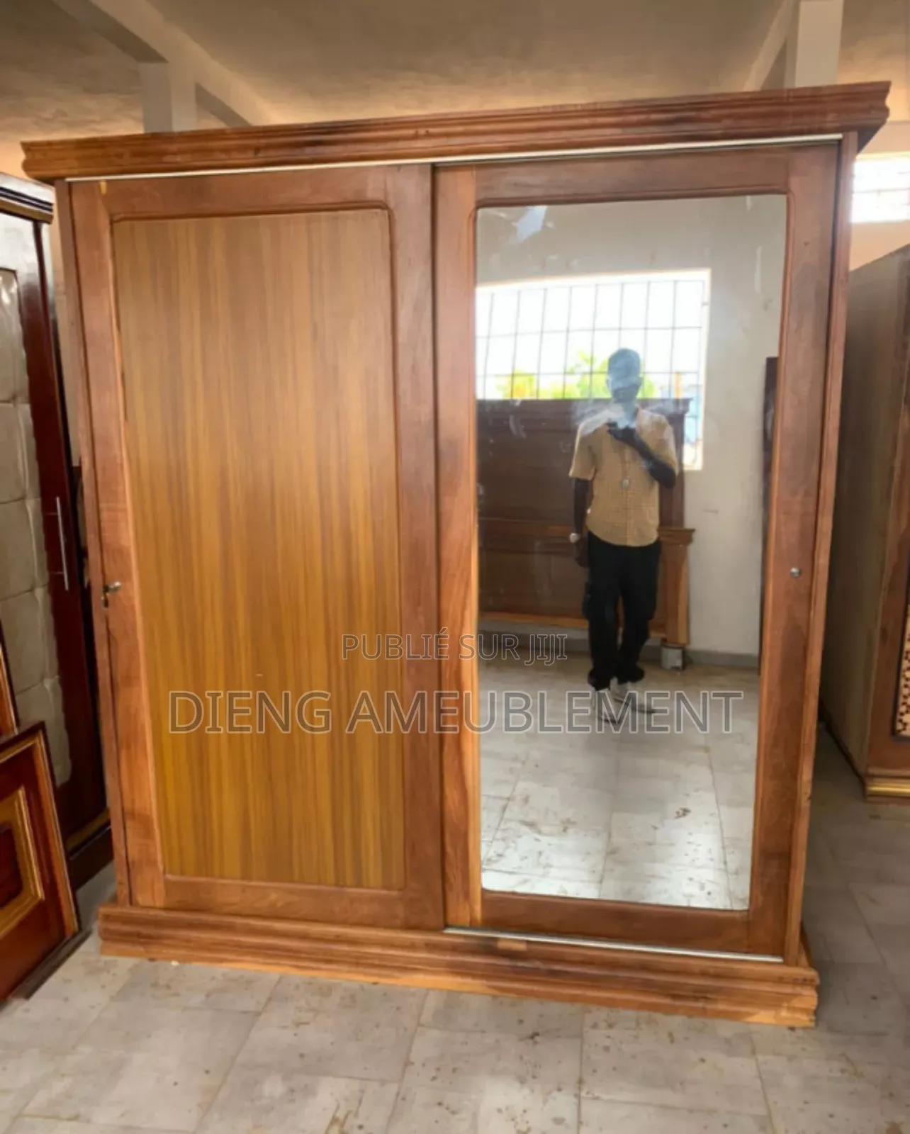 Armoire 4 Battants Porte