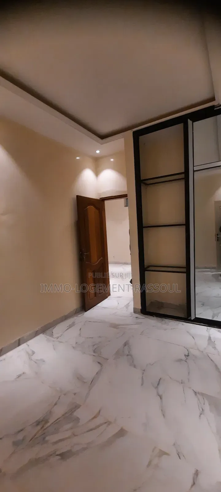 3chbre Appartement dans , Almadies à Louer