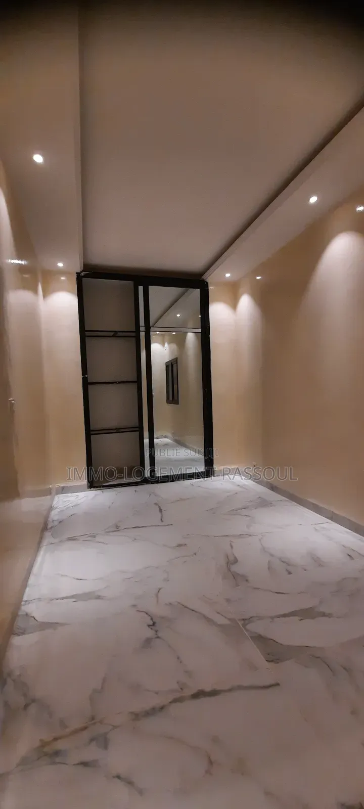 3chbre Appartement dans , Almadies à Louer