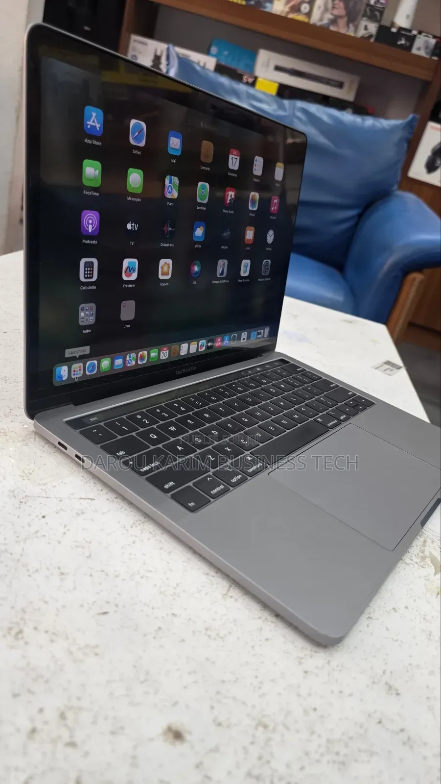 New Apple MacBook Pro 2019 8GB Intel Core I5 SSD 256GB