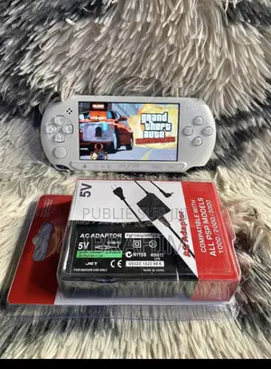 Photo - PSP Dernier Modèle Athlétique Original Plusieurs Jeux