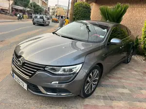 Photo - Renault Samsung SM6 2016 Gris