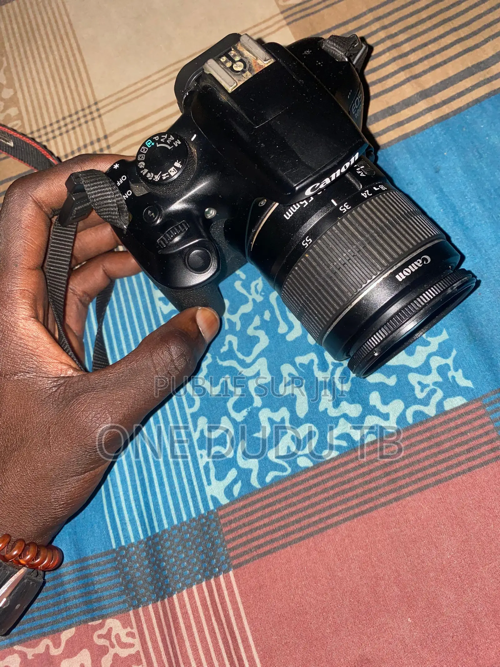 Canon 1300d