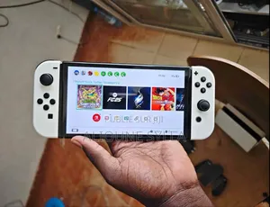 Nintendo Switch Oled Pucé