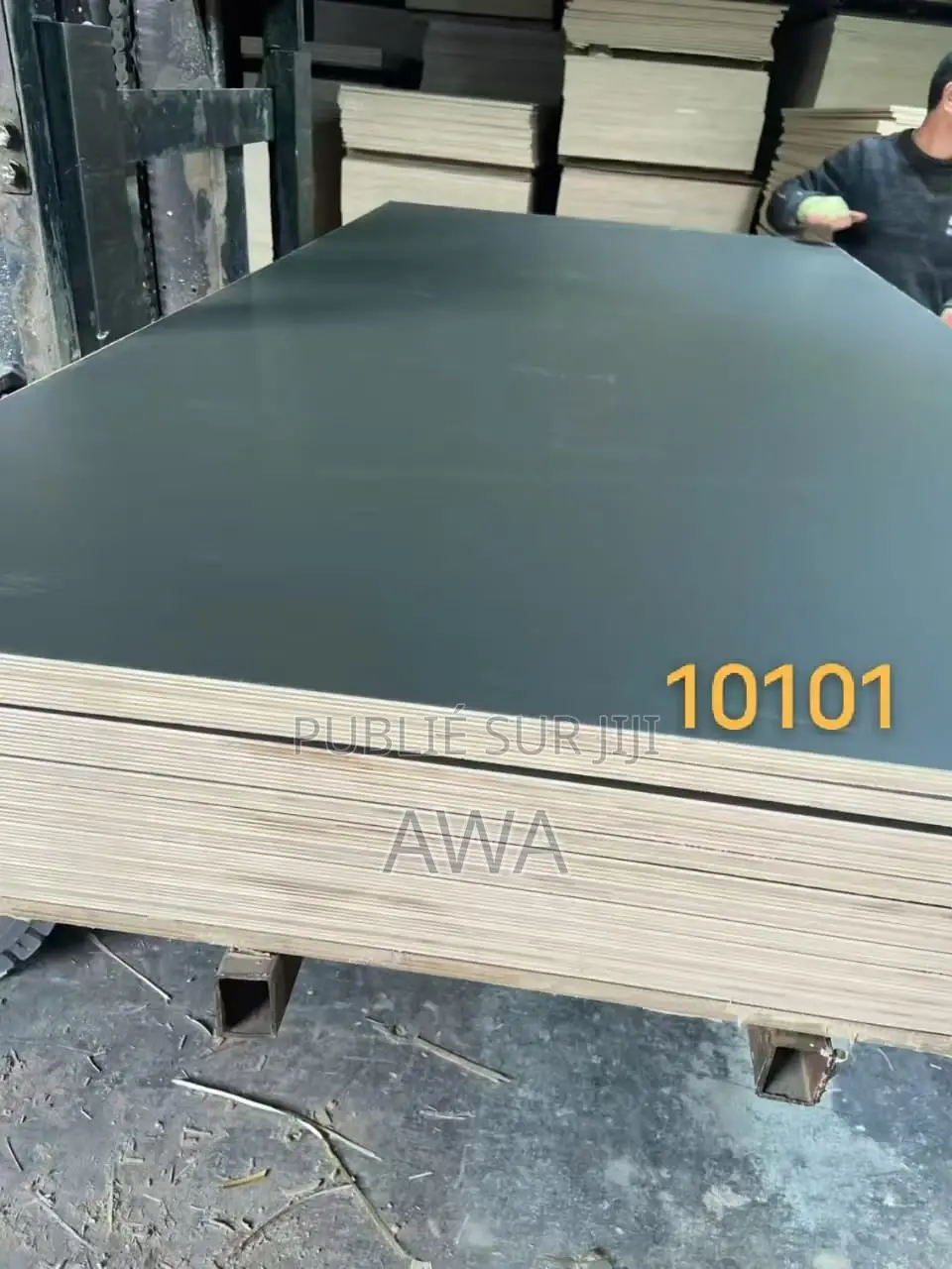 Contre Plaquet Laminé