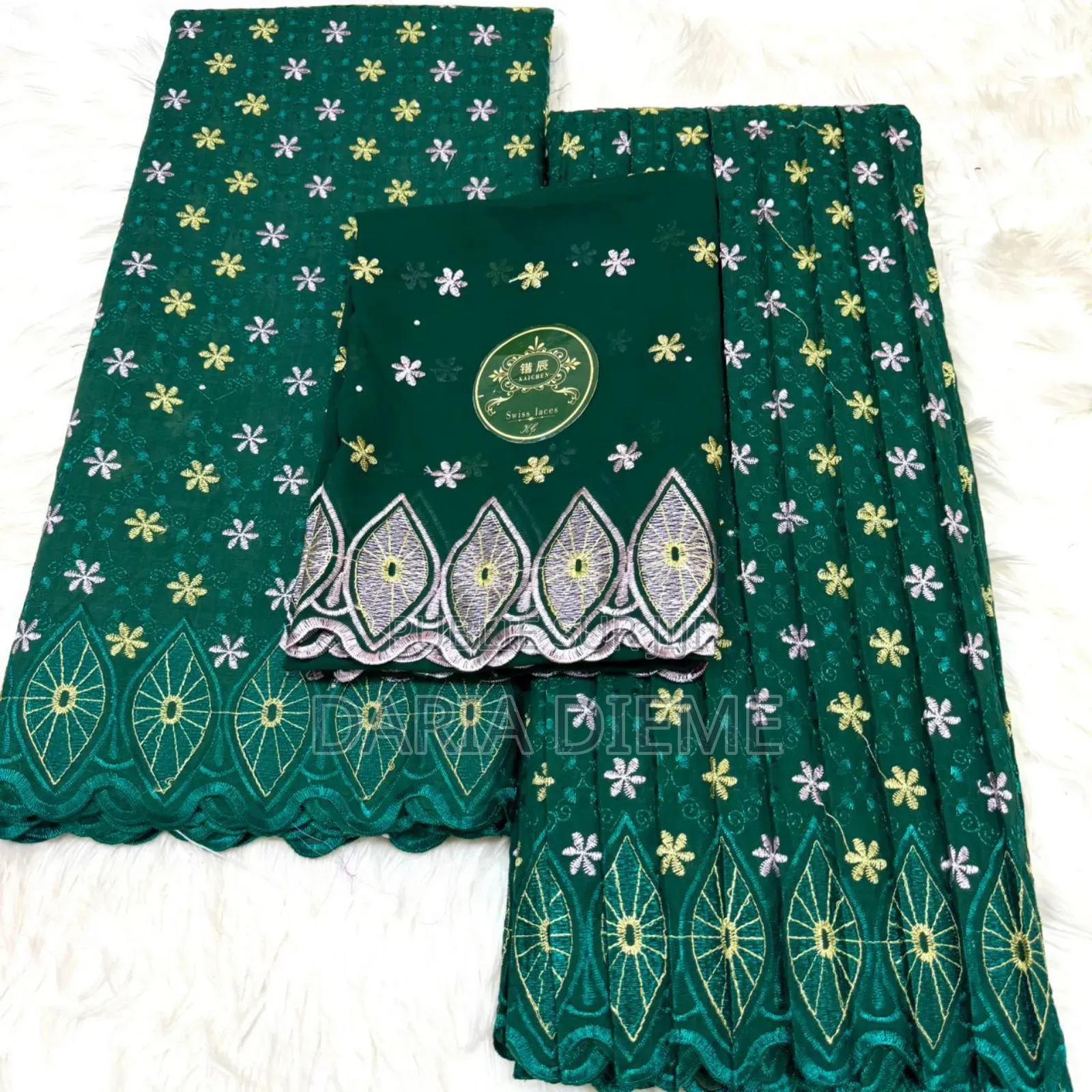 Brodé Lafaya Plissé