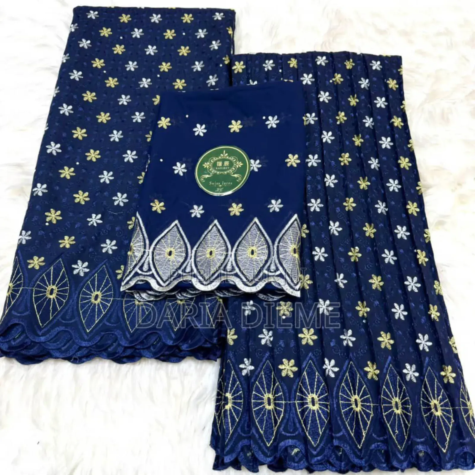 Brodé Lafaya Plissé