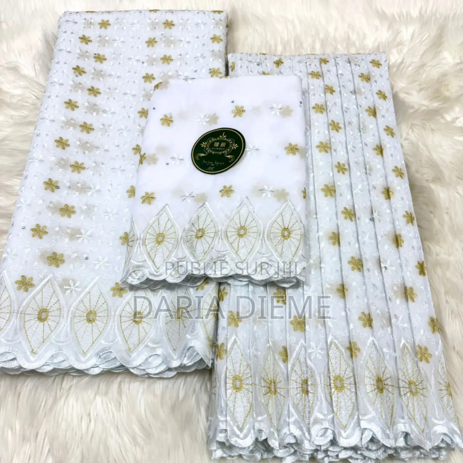 Brodé Lafaya Plissé