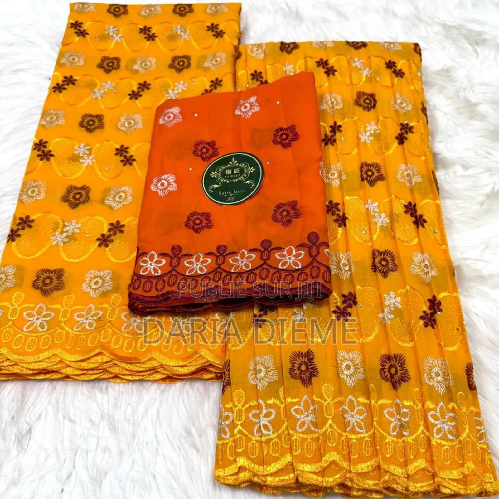 Brodé Lafaya Plissé