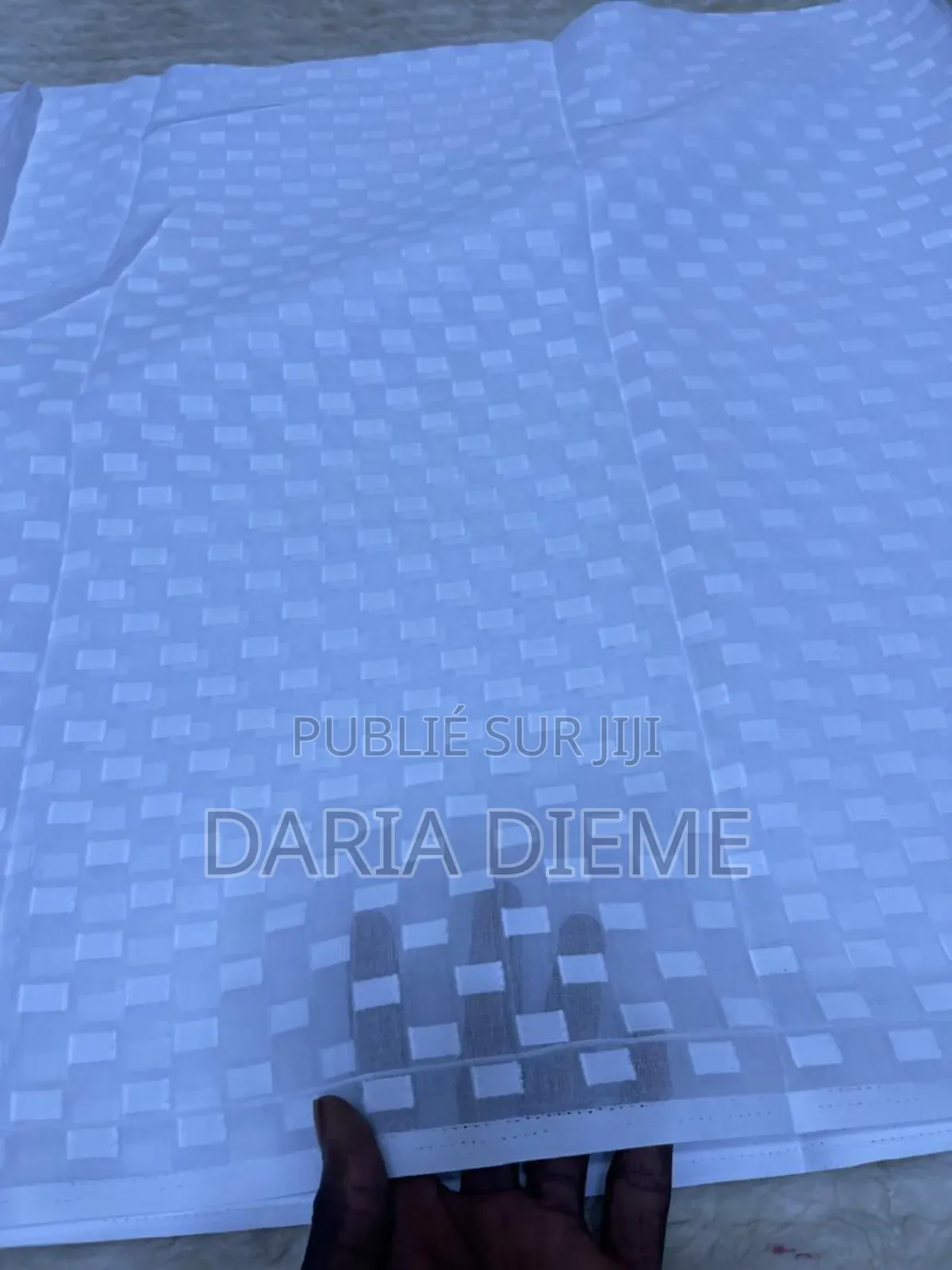 Swiss Carreau 5 Yards