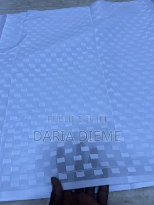 Swiss Carreau 5 Yards