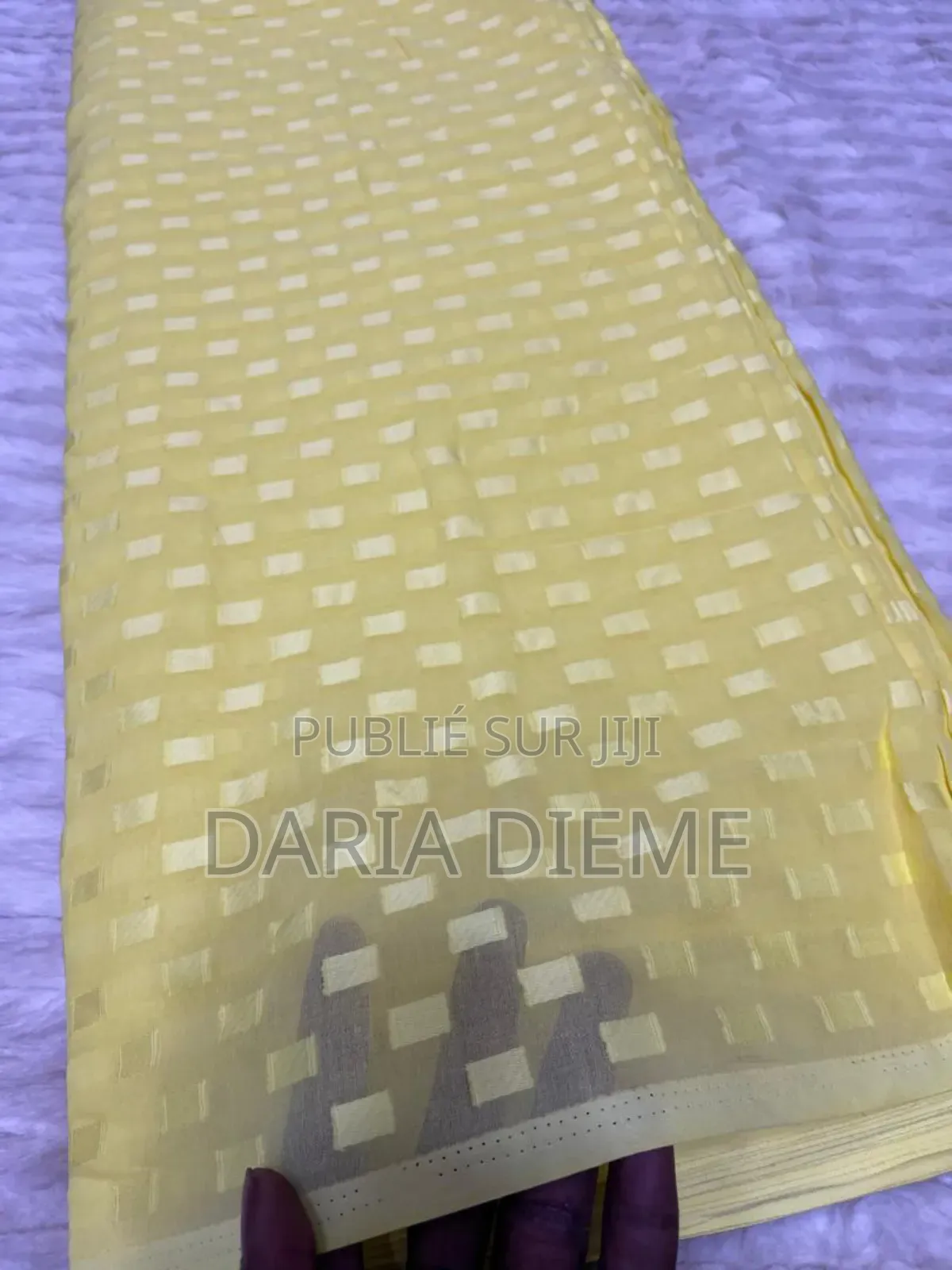 Swiss Carreau 5 Yards