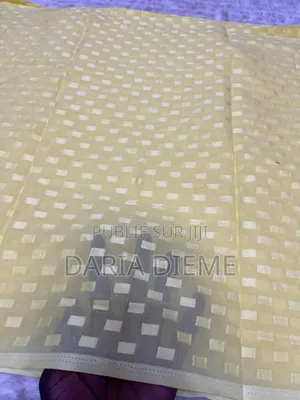 Swiss Carreau 5 Yards