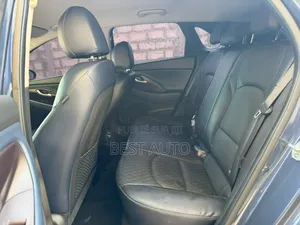 Hyundai Avante 2019 Bleu