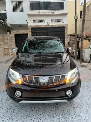 Photo - Mitsubishi L200 2017 Noir