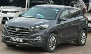 Photo - Hyundai Tucson Sport AWD 2016 Gris