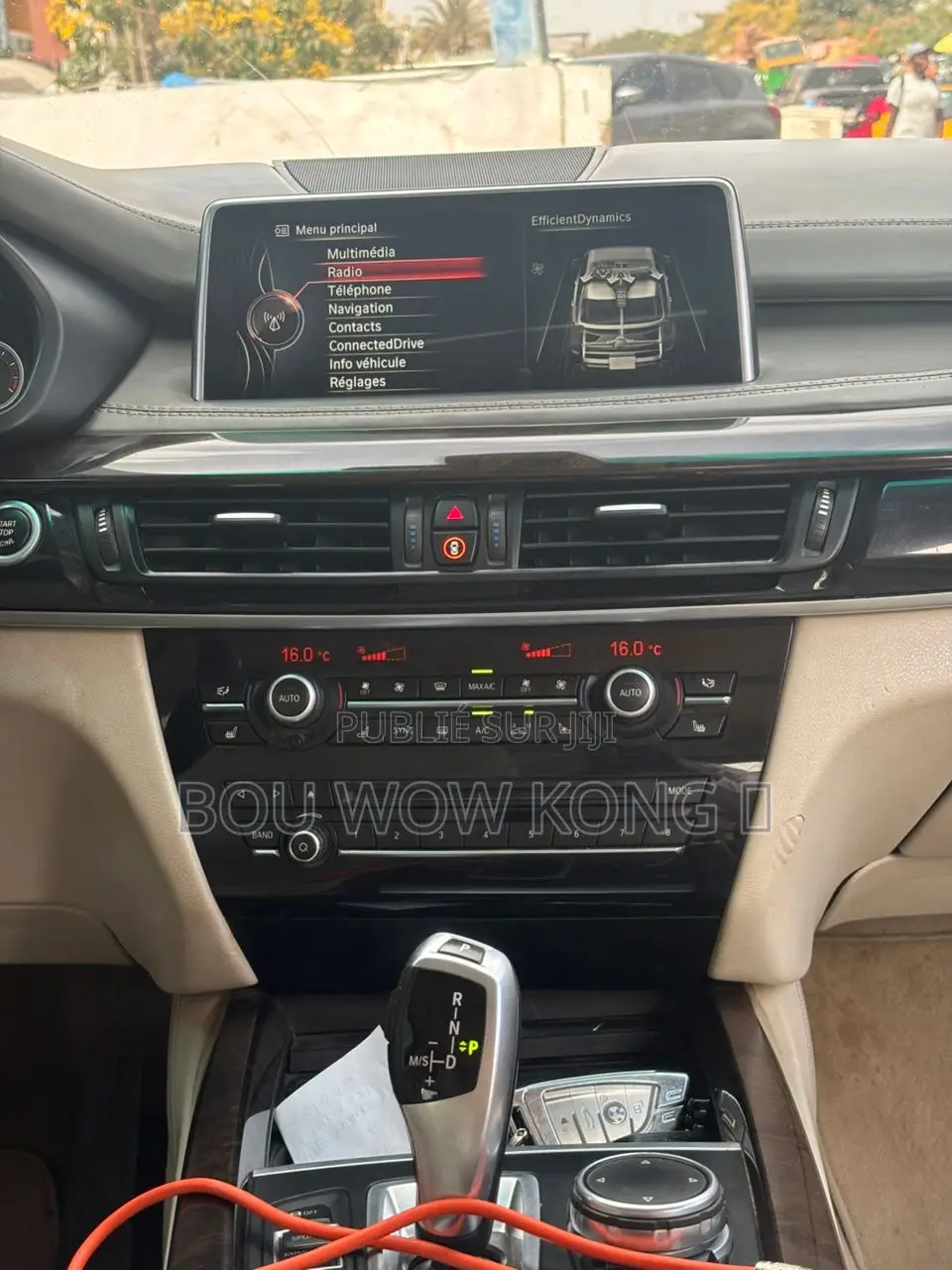 BMW X5 xDrive50i AWD (4.4L 8cyl 8A) 2016 Noir