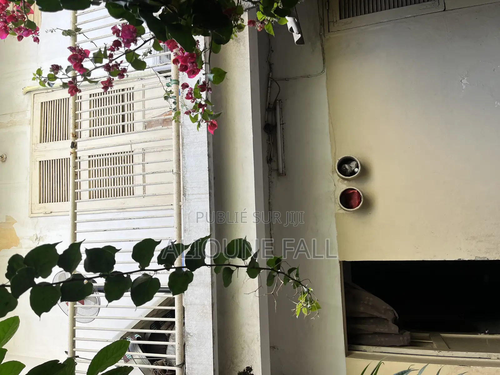 2chbre Maison dans Badu, HLM à Vendre