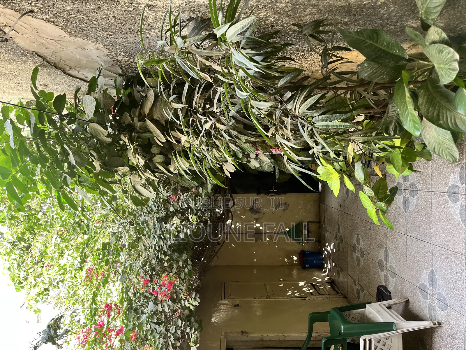 2chbre Maison dans Badu, HLM à Vendre