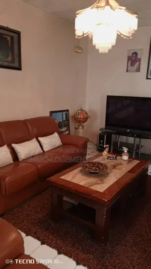 7chbre Maison de ville/terrasse dans , Mermoz Sacré-Cœur à Vendre