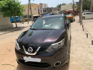 Photo - Nissan Qashqai 2015 Rouge