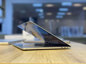 New Ordinateur Portable Pomme MacBook 2018 16GB Intel Core I7 SSD 512GB