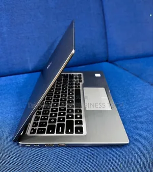 New Ordinateur Portable Dell Latitude 7400 8GB Intel Core I5 SSD 256GB