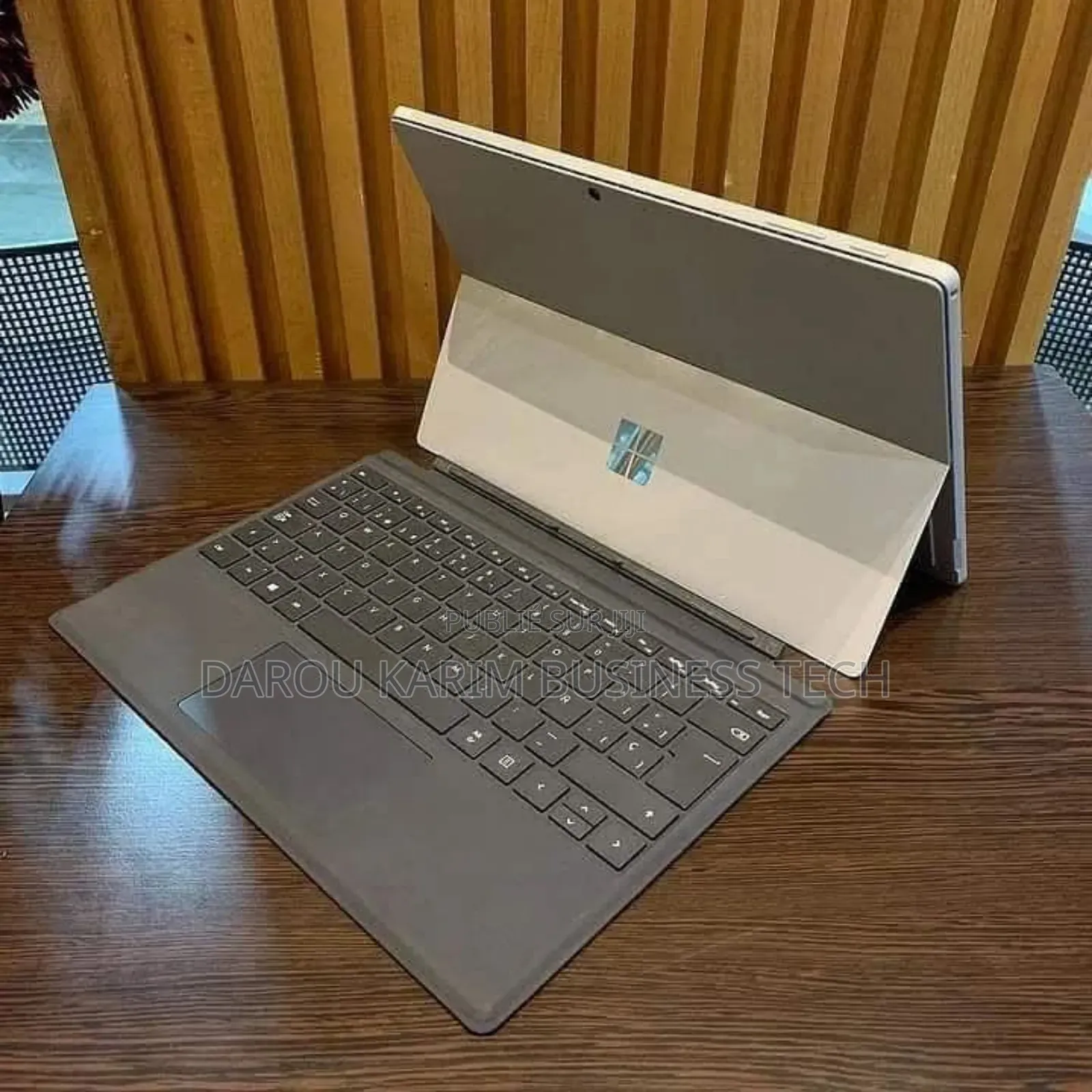 New Microsoft Surface Pro 7 16GB Intel Core I5 SSD 256GB