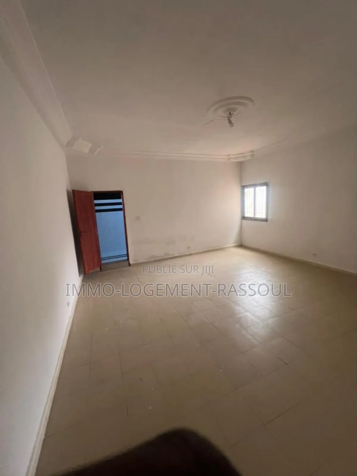 3chbre Appartement dans , Almadies à Louer
