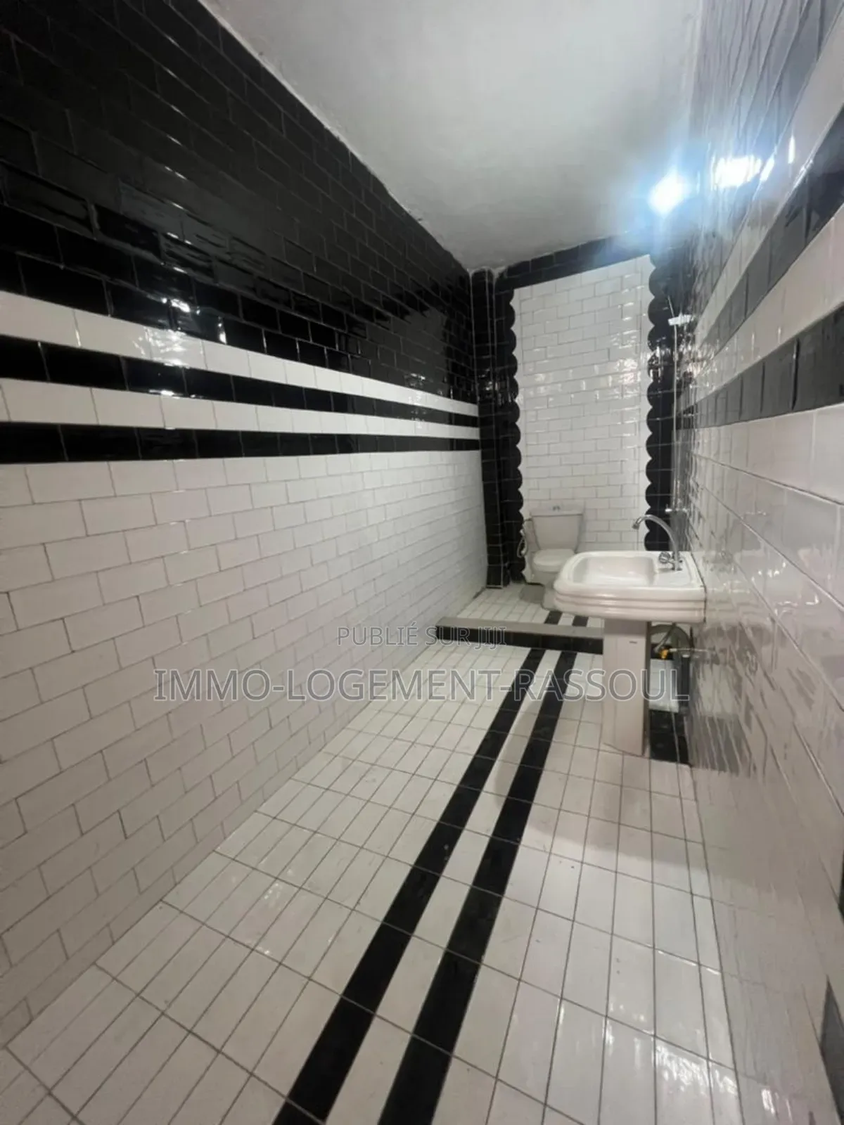 3chbre Appartement dans , Almadies à Louer